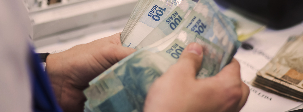 O julgamento do Tema 1218 do STF e os impactos salariais do magistério