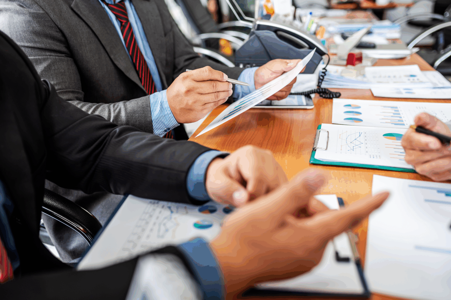 A verdade ocultada pelo discurso de economia na Reforma Administrativa 