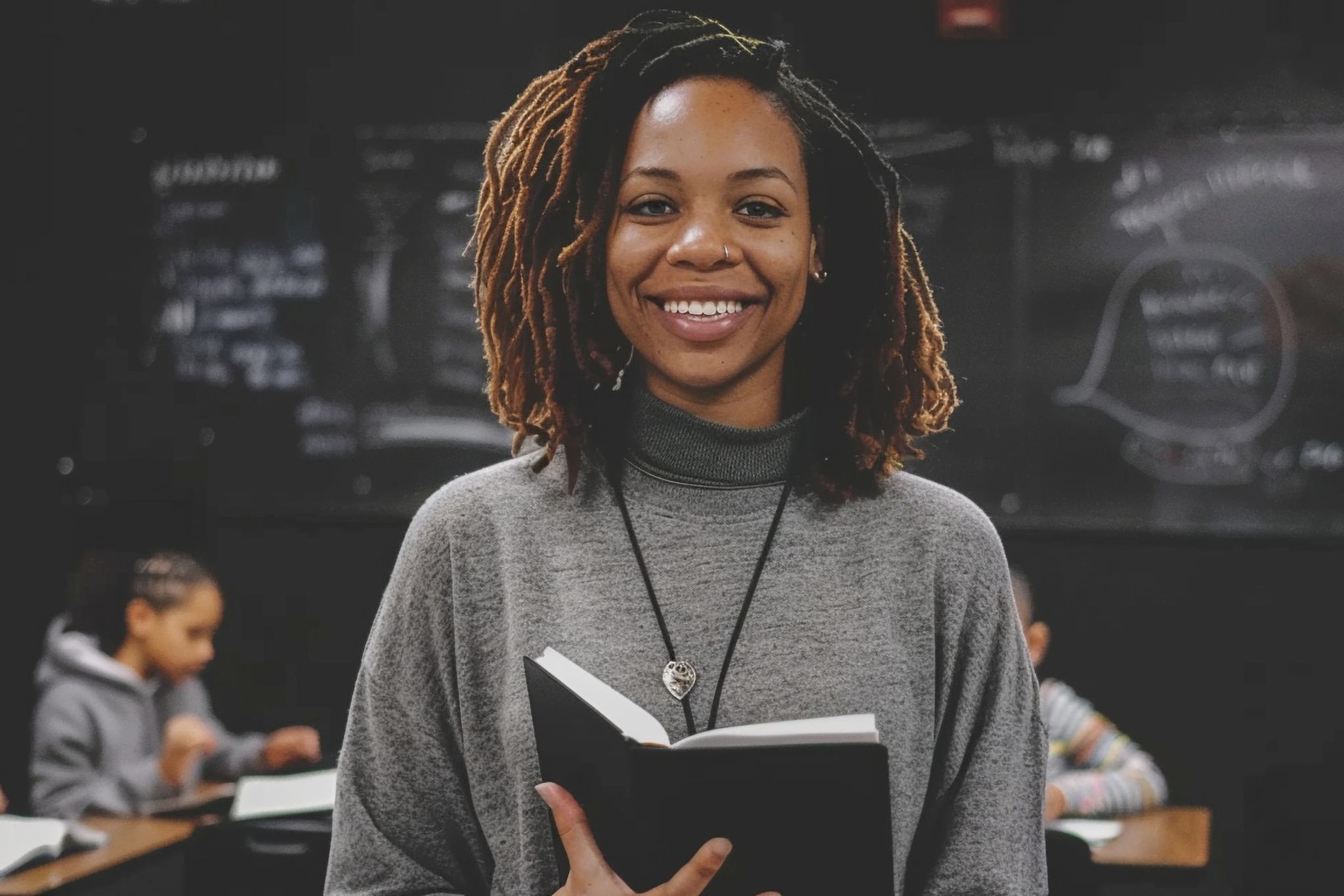 Senado aprova PEC nº 169/2019 que amplia possibilidades de acumulação de cargos por professores